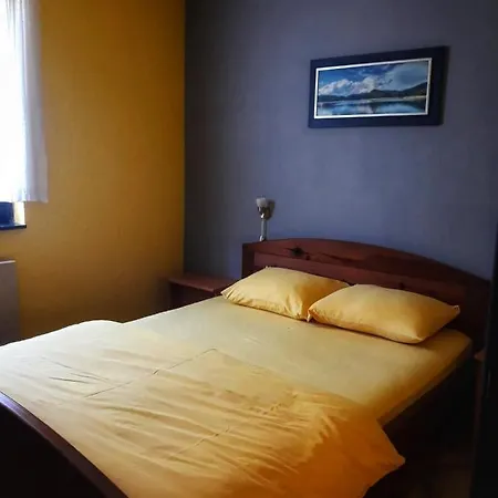 Tarski Konaci * Mitrovac