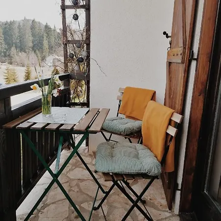 Tarski Konaci 아파트 미트로박