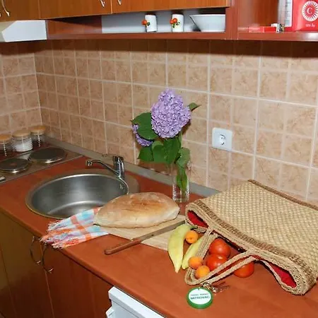 Tarski Konaci * Mitrovac