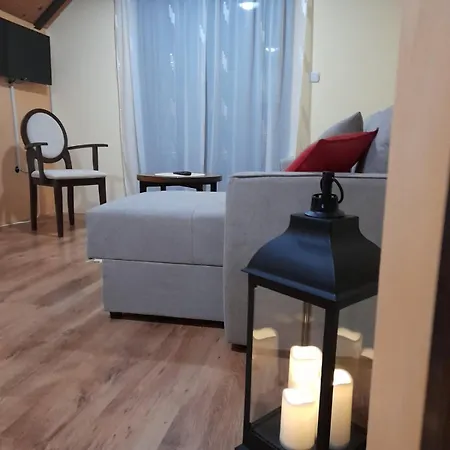Apartment Tarski Konaci